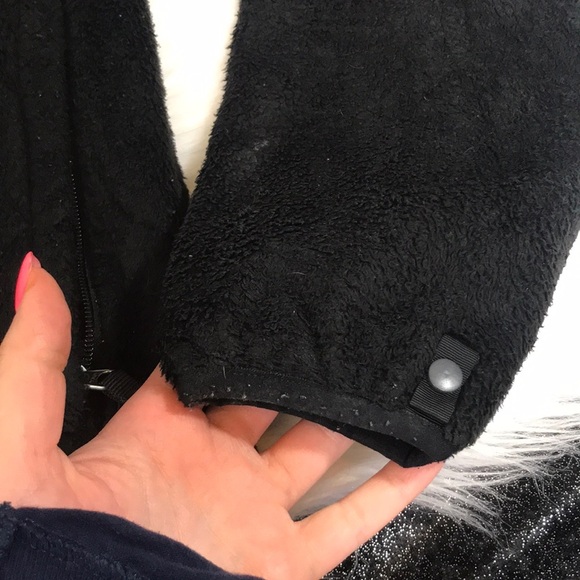 Black North Face Jacket - Picture 2 of 6